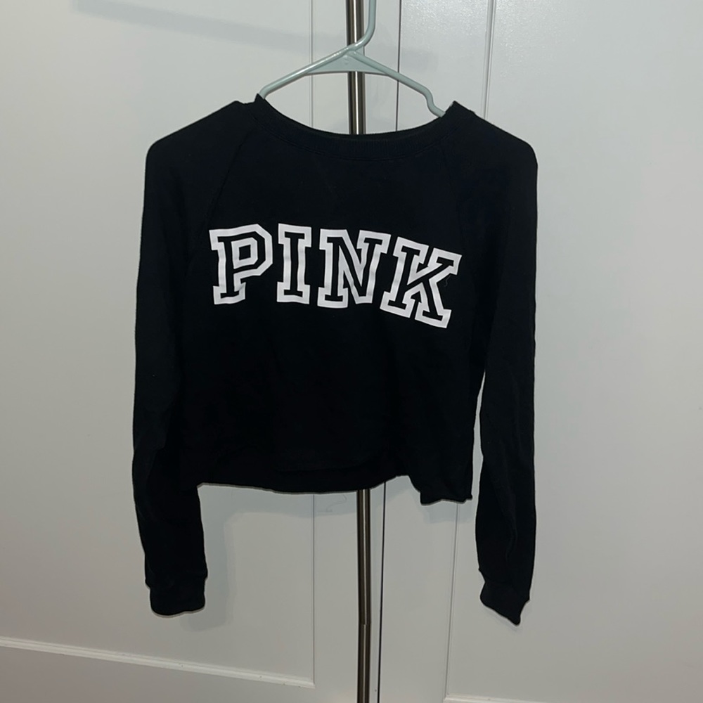 PINK Black Cropped Long Sleeve